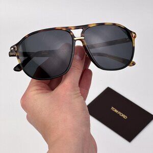 Tom Ford BRUCE FT1026/S 05A Men’s Pilot Sunglasses Black Havana Smoke Lenses
